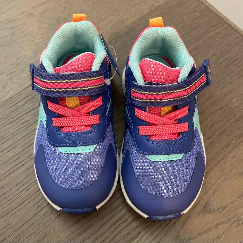 Brand new Stride Rite sneaker 5.5w